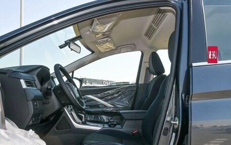Mitsubishi Xpander, 2026 год, 2 427 000 рублей, 8 фотография