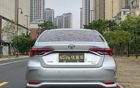 Toyota Corolla, 2022 год, 1 090 000 рублей, 5 фотография