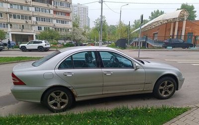 Mercedes-Benz C-Класс, 2004 год, 400 000 рублей, 1 фотография