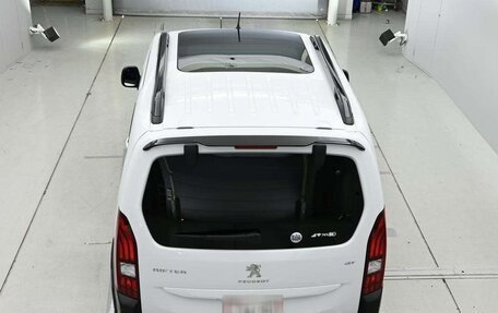 Peugeot Rifter I, 2021 год, 1 591 000 рублей, 9 фотография
