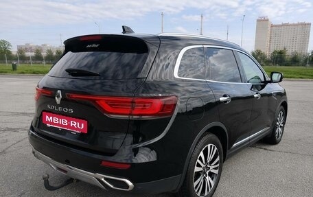 Renault Koleos II, 2021 год, 2 500 000 рублей, 2 фотография