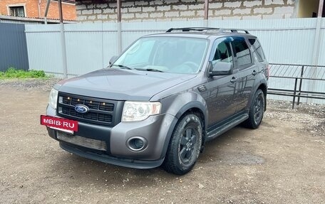 Ford Escape II, 2011 год, 990 000 рублей, 2 фотография