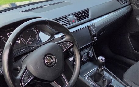 Skoda Superb III рестайлинг, 2016 год, 1 400 000 рублей, 9 фотография
