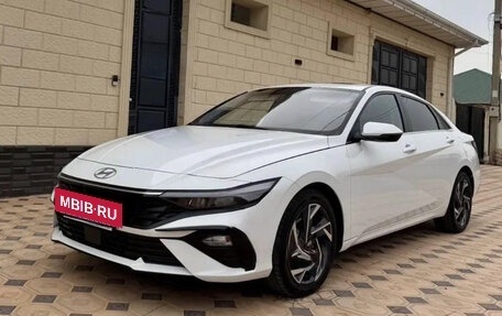 Hyundai Elantra, 2023 год, 1 640 000 рублей, 2 фотография