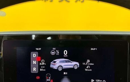 Volkswagen Tiguan, 2026 год, 4 444 000 рублей, 14 фотография