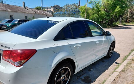 Chevrolet Cruze II, 2012 год, 800 000 рублей, 3 фотография