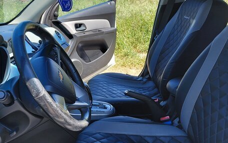 Chevrolet Cruze II, 2012 год, 800 000 рублей, 10 фотография