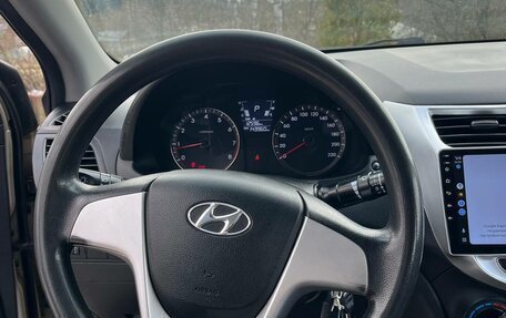 Hyundai Solaris II рестайлинг, 2012 год, 750 000 рублей, 8 фотография