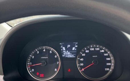Hyundai Solaris II рестайлинг, 2012 год, 750 000 рублей, 7 фотография
