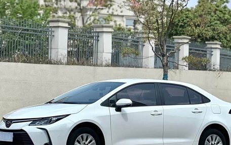 Toyota Corolla, 2022 год, 1 110 000 рублей, 1 фотография