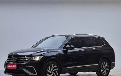 Volkswagen Tiguan II, 2023 год, 2 604 040 рублей, 1 фотография