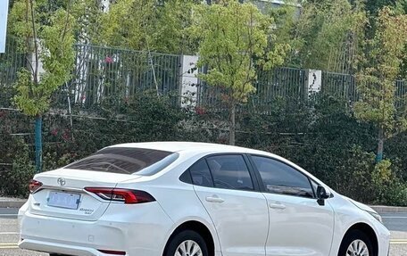 Toyota Corolla, 2022 год, 1 110 000 рублей, 4 фотография
