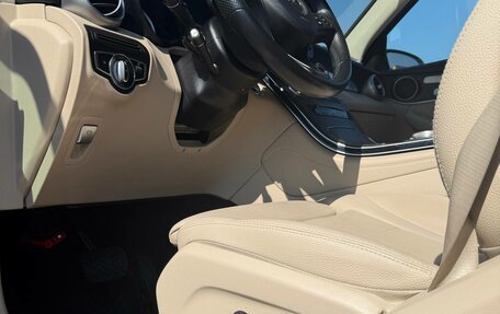 Mercedes-Benz GLC, 2019 год, 3 600 000 рублей, 16 фотография