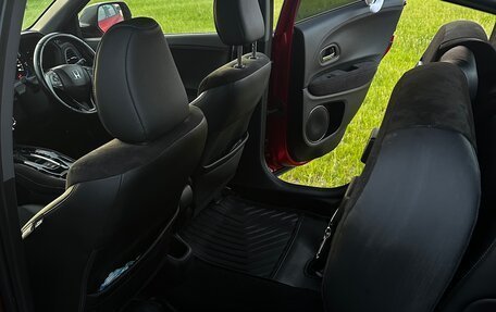 Honda Vezel, 2017 год, 1 750 000 рублей, 11 фотография