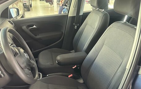 Volkswagen Polo VI (EU Market), 2011 год, 648 000 рублей, 16 фотография