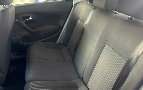 Volkswagen Polo VI (EU Market), 2011 год, 648 000 рублей, 21 фотография