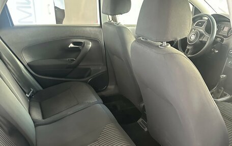 Volkswagen Polo VI (EU Market), 2011 год, 648 000 рублей, 23 фотография
