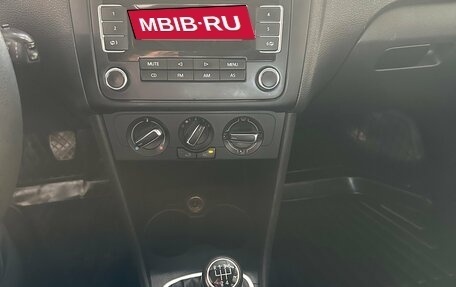 Volkswagen Polo VI (EU Market), 2011 год, 648 000 рублей, 18 фотография