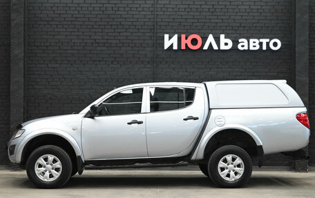 Mitsubishi L200 IV рестайлинг, 2013 год, 1 570 000 рублей, 8 фотография