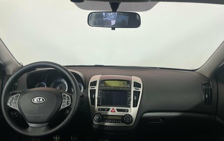 KIA cee'd I рестайлинг, 2008 год, 584 000 рублей, 10 фотография