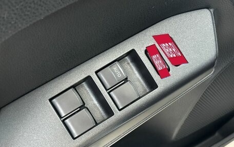 Toyota RAV4, 2016 год, 2 389 000 рублей, 16 фотография