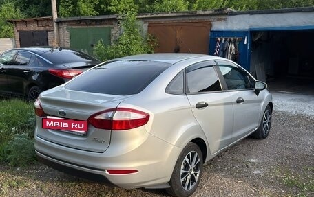 Ford Fiesta, 2016 год, 950 000 рублей, 5 фотография