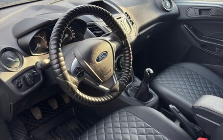 Ford Fiesta, 2016 год, 950 000 рублей, 7 фотография