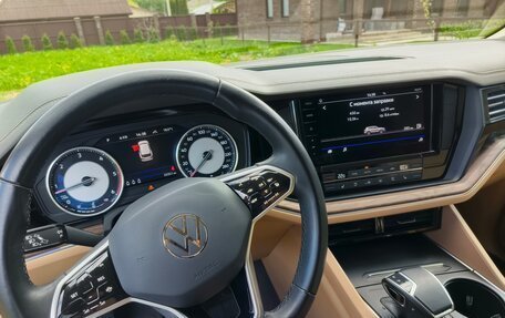 Volkswagen Touareg III, 2021 год, 7 500 000 рублей, 2 фотография