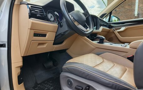 Volkswagen Touareg III, 2021 год, 7 500 000 рублей, 3 фотография