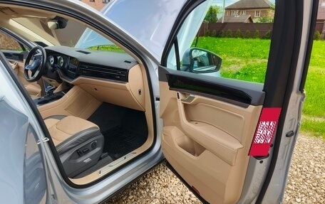 Volkswagen Touareg III, 2021 год, 7 500 000 рублей, 17 фотография