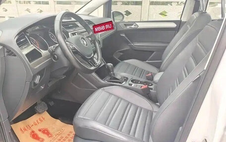 Volkswagen Touran III, 2021 год, 1 487 018 рублей, 7 фотография