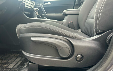 KIA Sportage IV рестайлинг, 2017 год, 2 050 000 рублей, 24 фотография