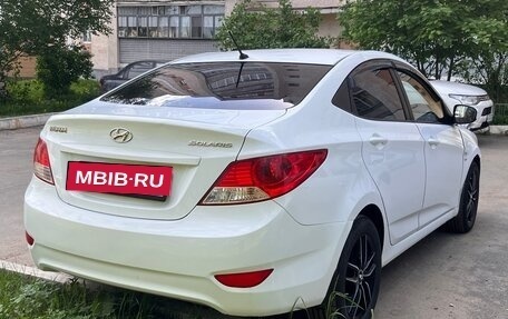 Hyundai Solaris II рестайлинг, 2013 год, 650 000 рублей, 4 фотография
