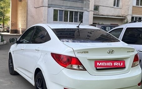 Hyundai Solaris II рестайлинг, 2013 год, 650 000 рублей, 5 фотография