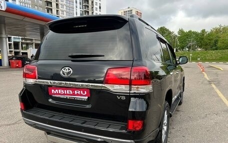 Toyota Land Cruiser 200, 2018 год, 7 200 000 рублей, 6 фотография