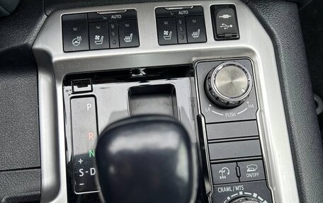 Toyota Land Cruiser 200, 2018 год, 7 200 000 рублей, 16 фотография