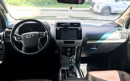 Toyota Land Cruiser Prado 150 рестайлинг 2, 2018 год, 4 575 000 рублей, 31 фотография