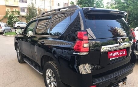 Toyota Land Cruiser Prado 150 рестайлинг 2, 2018 год, 4 575 000 рублей, 30 фотография