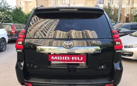 Toyota Land Cruiser Prado 150 рестайлинг 2, 2018 год, 4 575 000 рублей, 29 фотография