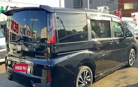 Honda Stepwgn IV, 2021 год, 1 683 000 рублей, 4 фотография