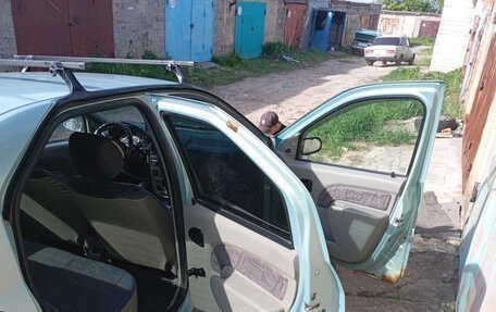 Renault Logan I, 2006 год, 180 000 рублей, 6 фотография