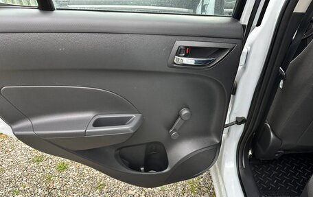 Suzuki Swift IV, 2012 год, 930 000 рублей, 12 фотография