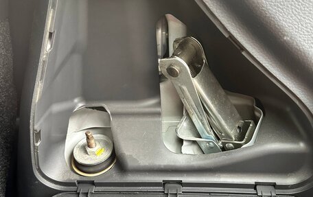 Suzuki Swift IV, 2012 год, 930 000 рублей, 17 фотография