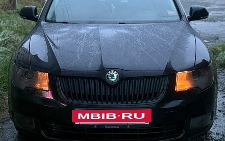 Skoda Superb III рестайлинг, 2009 год, 700 000 рублей, 3 фотография
