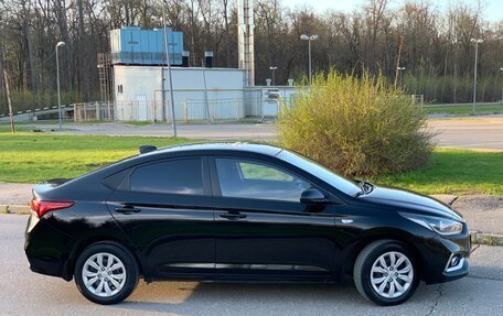 Hyundai Solaris II рестайлинг, 2018 год, 1 400 000 рублей, 3 фотография