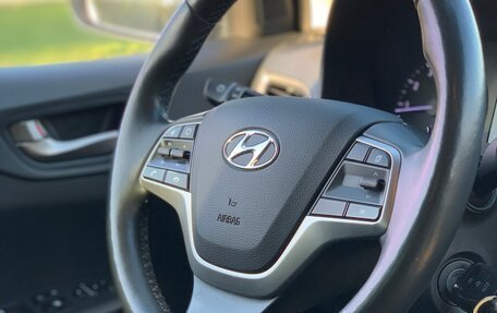 Hyundai Solaris II рестайлинг, 2018 год, 1 400 000 рублей, 20 фотография