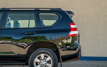 Toyota Land Cruiser Prado 150 рестайлинг 2, 2015 год, 3 250 000 рублей, 7 фотография