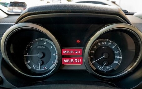 Toyota Land Cruiser Prado 150 рестайлинг 2, 2015 год, 3 250 000 рублей, 13 фотография