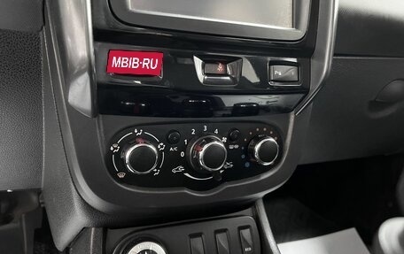 Renault Duster I рестайлинг, 2017 год, 1 395 000 рублей, 18 фотография