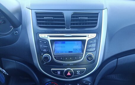 Hyundai Solaris II рестайлинг, 2012 год, 795 000 рублей, 12 фотография